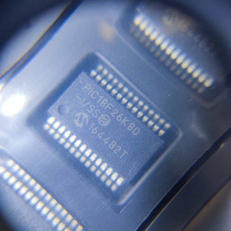 1698739518683559.jpg PIC18F26K80T.jpg
